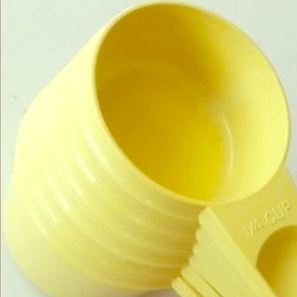 6 Vintage Yellow Tupperware measuring cups